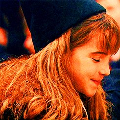 Gif coup de coeur  - Page 3 Hermione-smiling